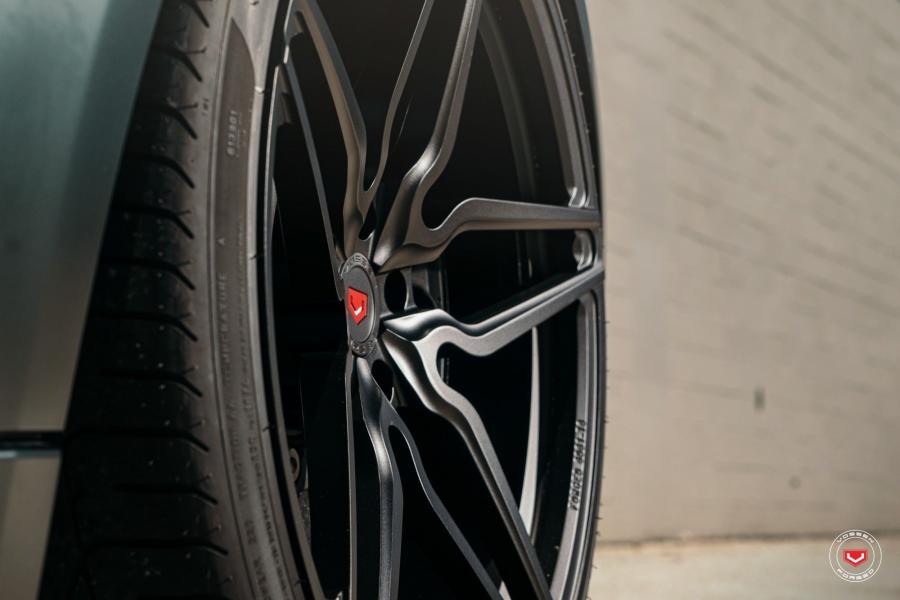 Колеса Audi R8 V10 on Vossen Wheels (HC-2) 2017 года  (фото 16 из 21)